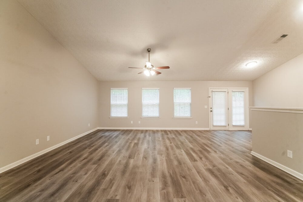 Building Photo - 228 Red Maple Way