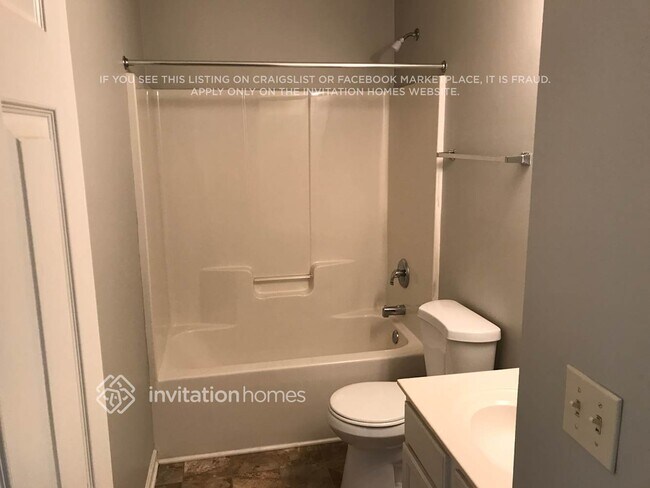 Building Photo - 7609 Saddle Trail Ln