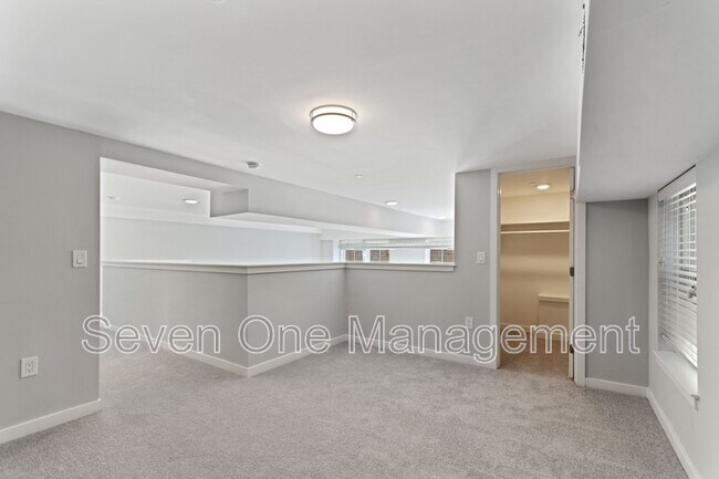 Building Photo - 4649 Umbria St