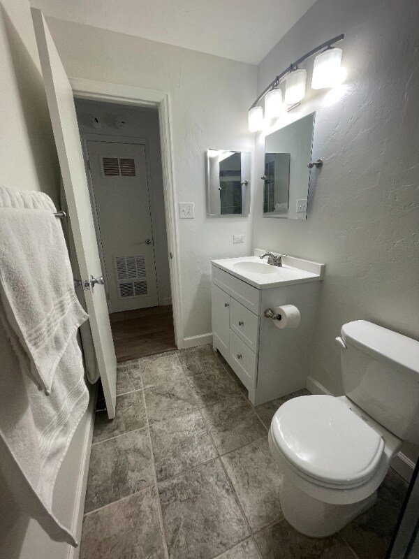 Building Photo - 7110 S Gaylord St