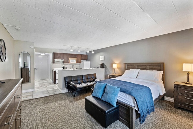 Building Photo - 30 US-9W