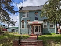 Building Photo - Affordable Housing Option in a Prime Area