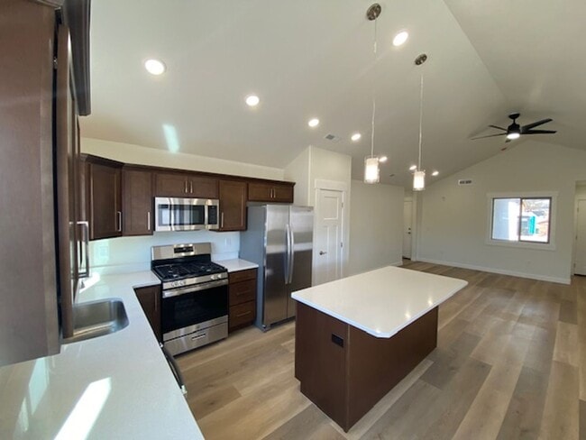 Building Photo - Newer construction - 3 bedroom- 2 bath Single Family Home