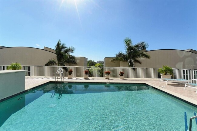 Building Photo - 1771 Ringling Blvd