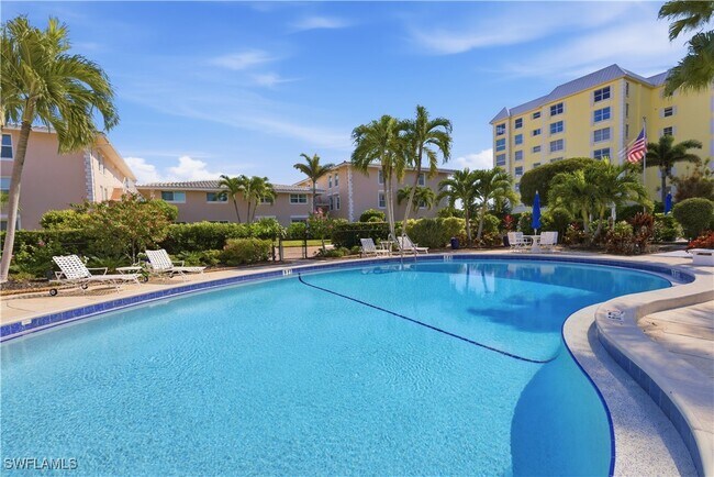 Building Photo - 1910 Gulf Shore Blvd N