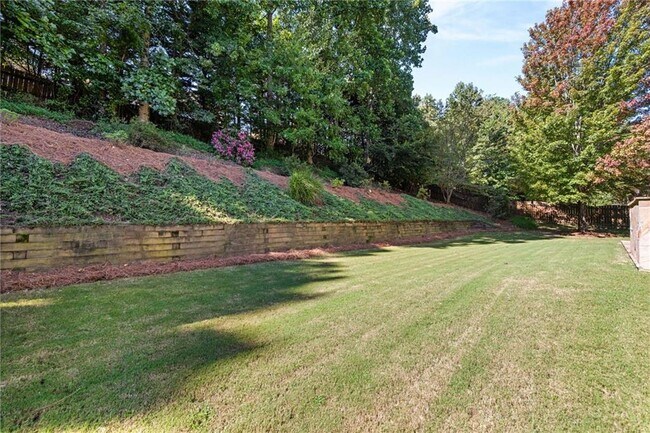 Building Photo - 1475 Boomer Cir
