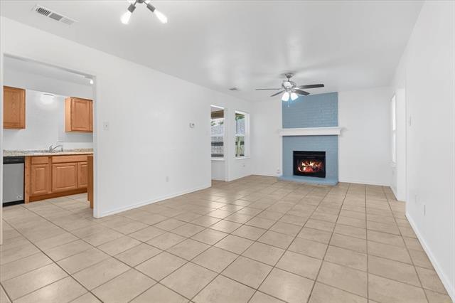 Building Photo - 3407 Republic Dr