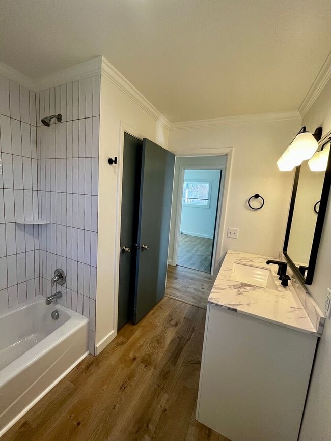 Building Photo - Fully Renovated 4-Bedroom Home, Plus an Office in Prime Bozeman Location