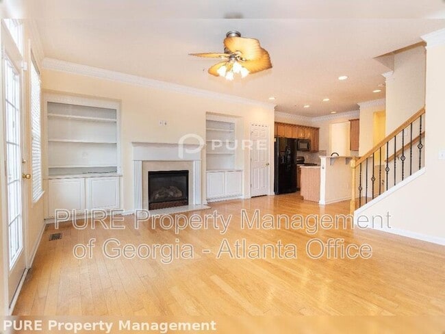 Building Photo - 1741 Highlands View Dr