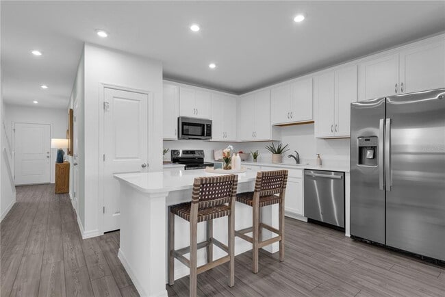 Building Photo - 3031 Jessamine Dr