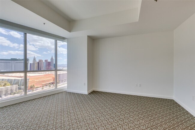 Building Photo - 4525 Dean Martin Dr