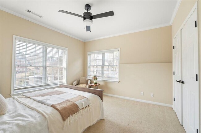 Building Photo - 870 Longstone Landing