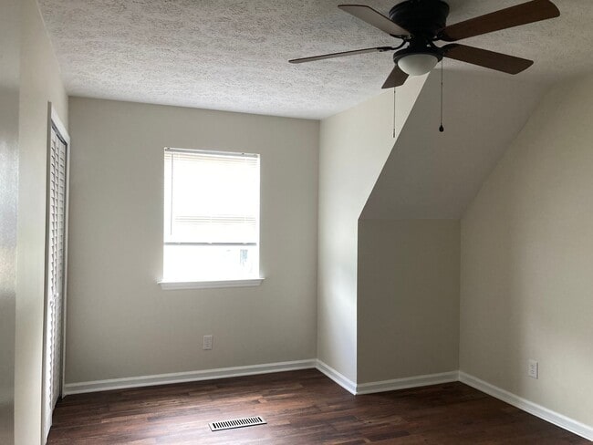 Building Photo - All new interior and exterior! Move in ready!