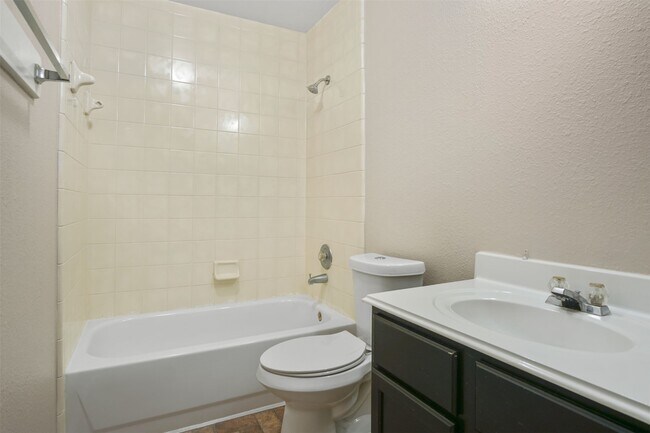 Building Photo - 9102 Reagan Meadow Ct
