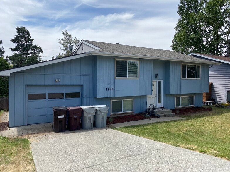 Front of House - 1825 NW Kenny St