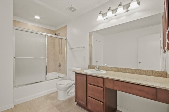 Building Photo - 1223 Grassy View Dr