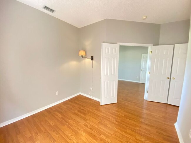 Building Photo - 9951 Indigo Bay Cir
