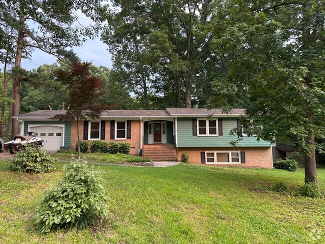 Building Photo - 500 Peachwood Pl