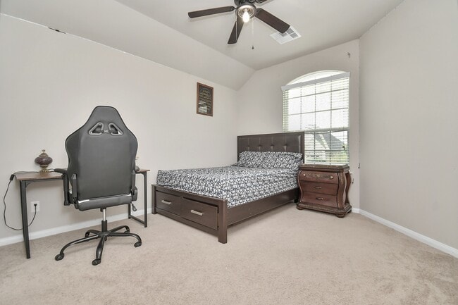 Building Photo - 8002 Mesquite Hill Ln