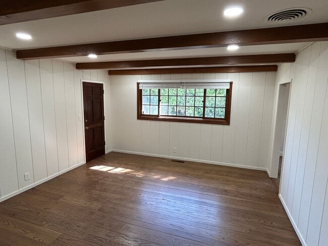 Building Photo - Charming Single-Story 3 bd Home in Coveted South Los Altos - OPEN HOUSE: Sunday, April 19 from 10...