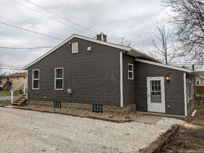 Building Photo - 3312 Middlebranch Ave NE