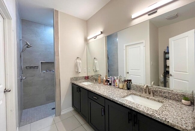 Building Photo - 1512 Latigo Lp