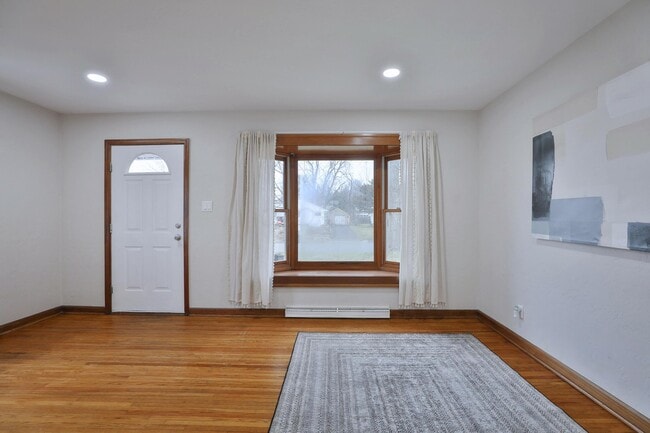 Building Photo - 124 N Gould Rd