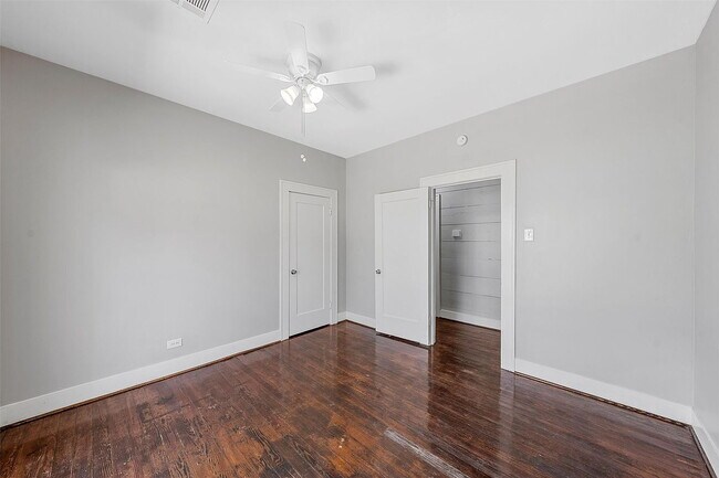 Building Photo - Charming 1924 Corner-Lot Home with Original Character and Modern Comforts