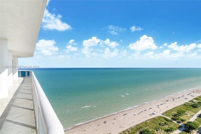 Building Photo - 9601 Collins Ave