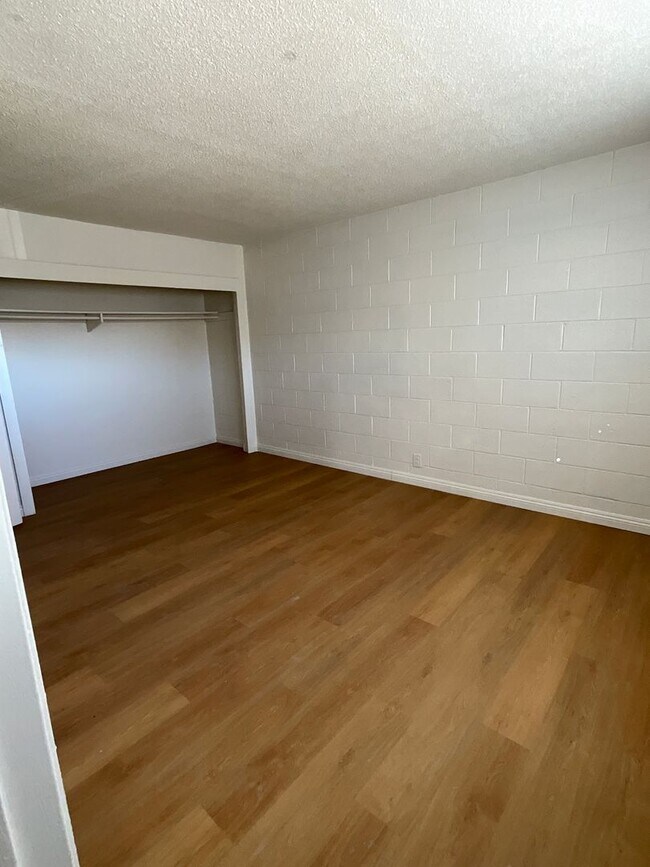 Building Photo - 3791 Daisy St