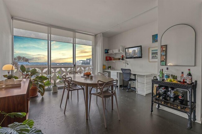 Building Photo - 1801 Lavaca St