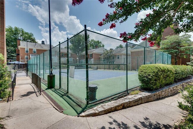 Building Photo - 2 Mt Vernon Cir