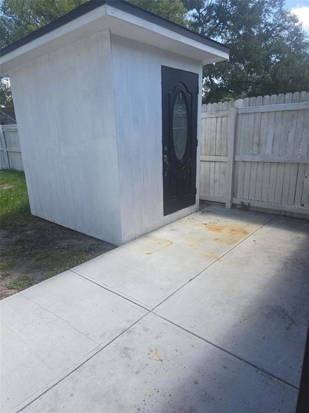 Building Photo - 1513 W Rio Vista Ave