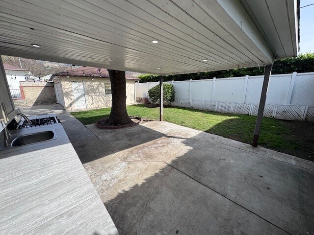 Building Photo - 510 Tufts Ave