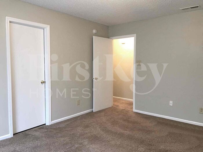 Building Photo - 3539 Brandenburg Blvd