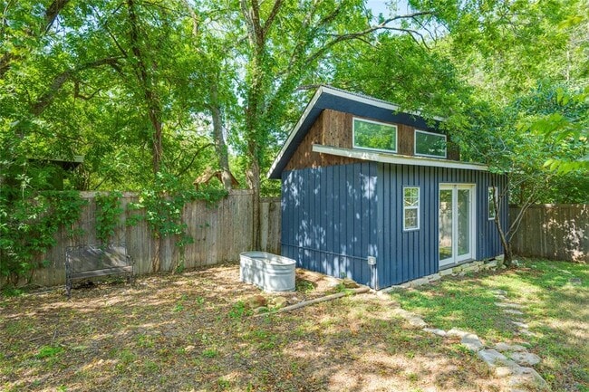 Building Photo - 5300 Halmark Dr
