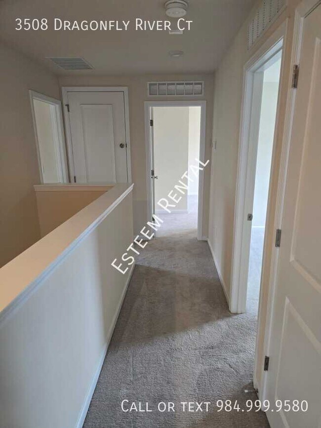 Building Photo - 3508 Dragonfly River Ct