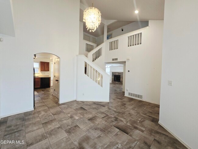 Building Photo - 1504 Bill Mueller Pl