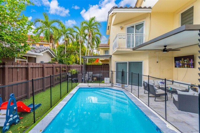 Building Photo - 15452 SW 50th Terrace