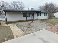 Building Photo - 317 N Coulson St