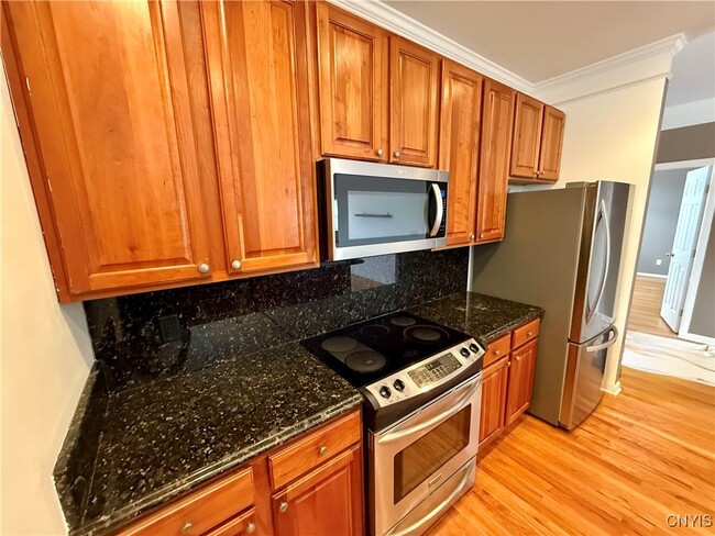 Building Photo - 5210 Hook Cir