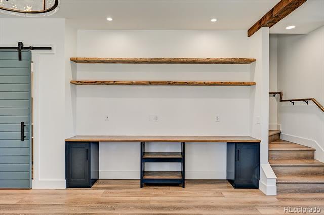 Building Photo - 424 Pinon St