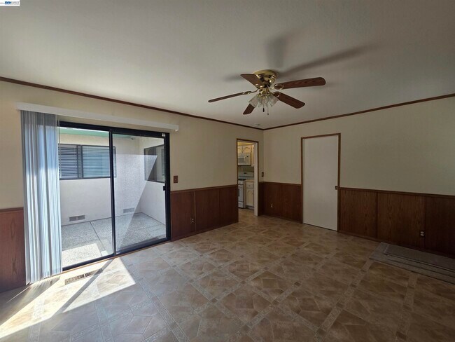 Building Photo - 11732 Bloomington Way