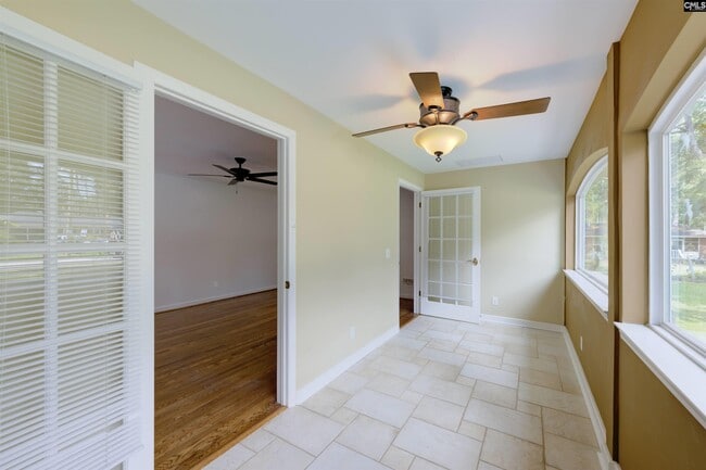 Building Photo - 1612 Bradley Dr