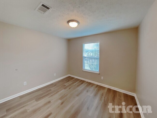 Building Photo - 1811 Packard Ct