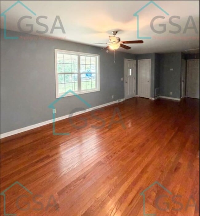 Building Photo - 106 Keowee Ave