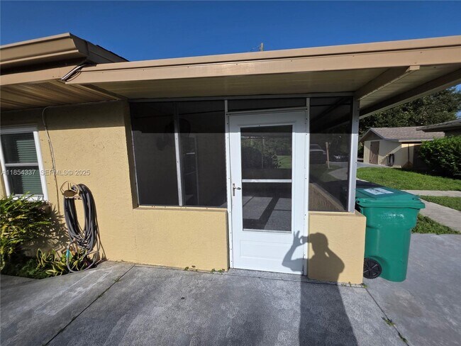 Building Photo - 4321 Kirby Loop Rd