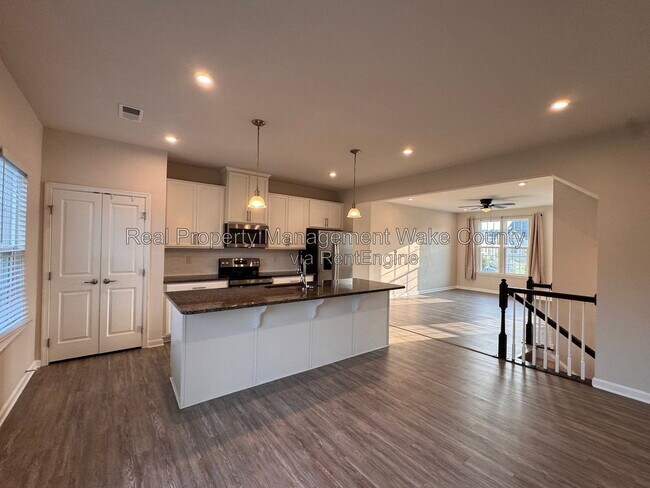 Building Photo - 8604 Red Canyon Way