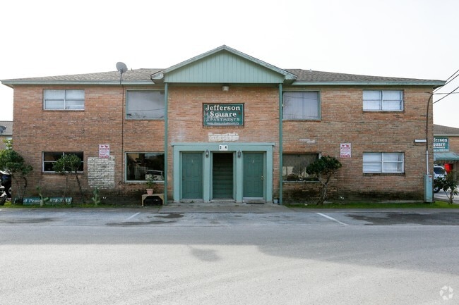Primary Photo - Jefferson Square Apartments