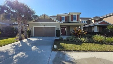 Building Photo - Beautiful 4 Bed / 3.5 Bath Home ~ Available April 1st + Incentive!